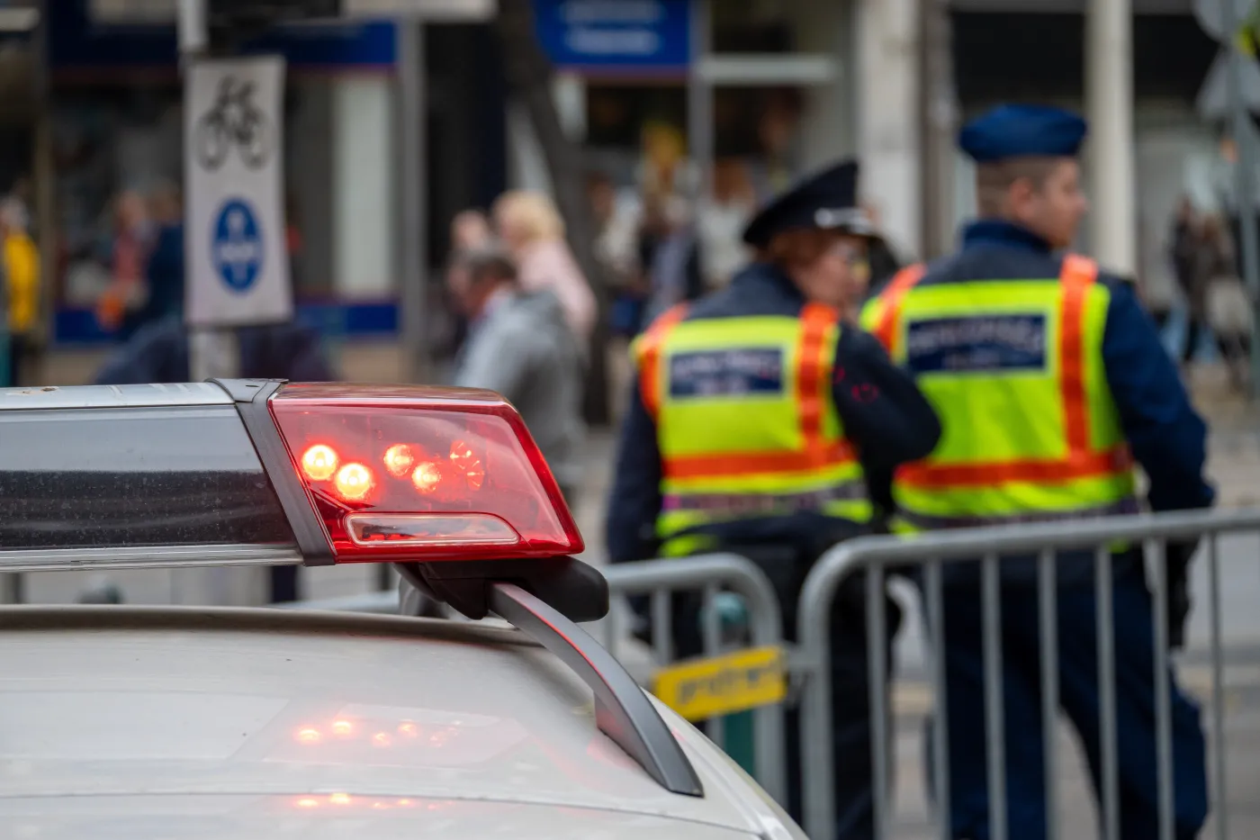 Orban gra na lęku Węgrów po atakach na Iran? Zwiększona obecność policji w miastach. Wprowadzono kontrole na granicach