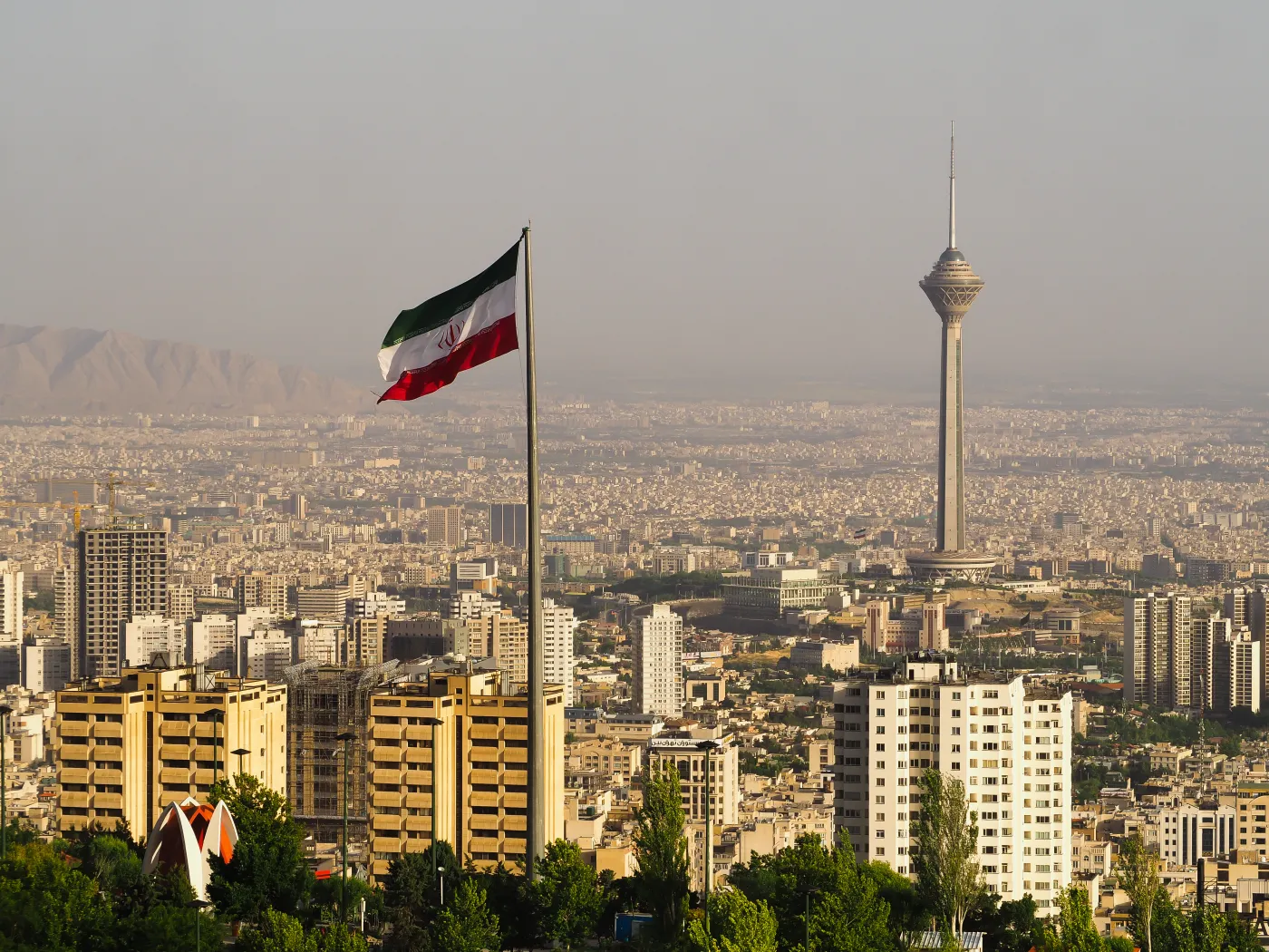 Hezbollah i Iran uderzają w Izrael. Nalot największy od początku wojny