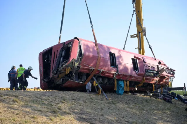 Tragedia polskich pielgrzymów w Węgrzech. Minister reaguje, autokary pójdą pod lupę