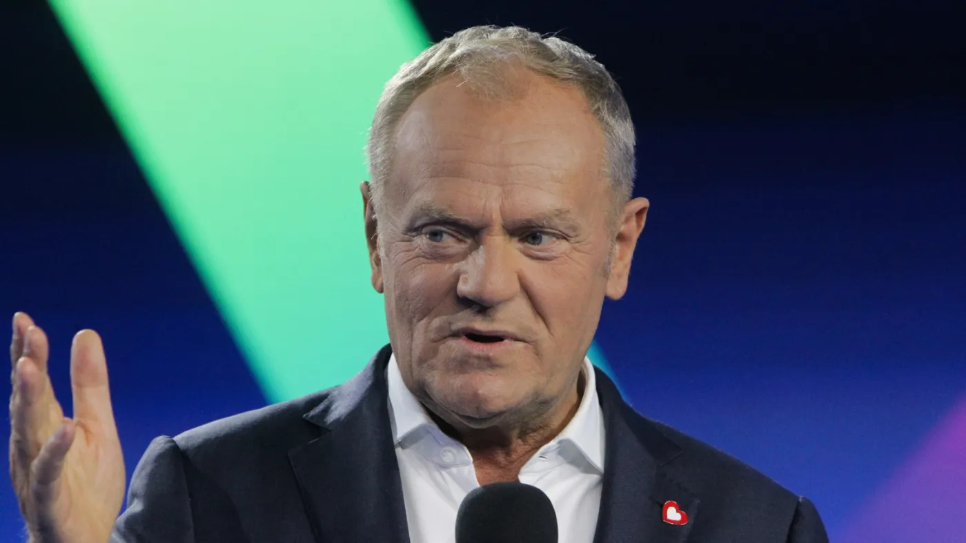 Donald Tusk o polityce i faszyzmie: „Trzeba być ślepym, żeby nie widzieć wspólnych wątków”