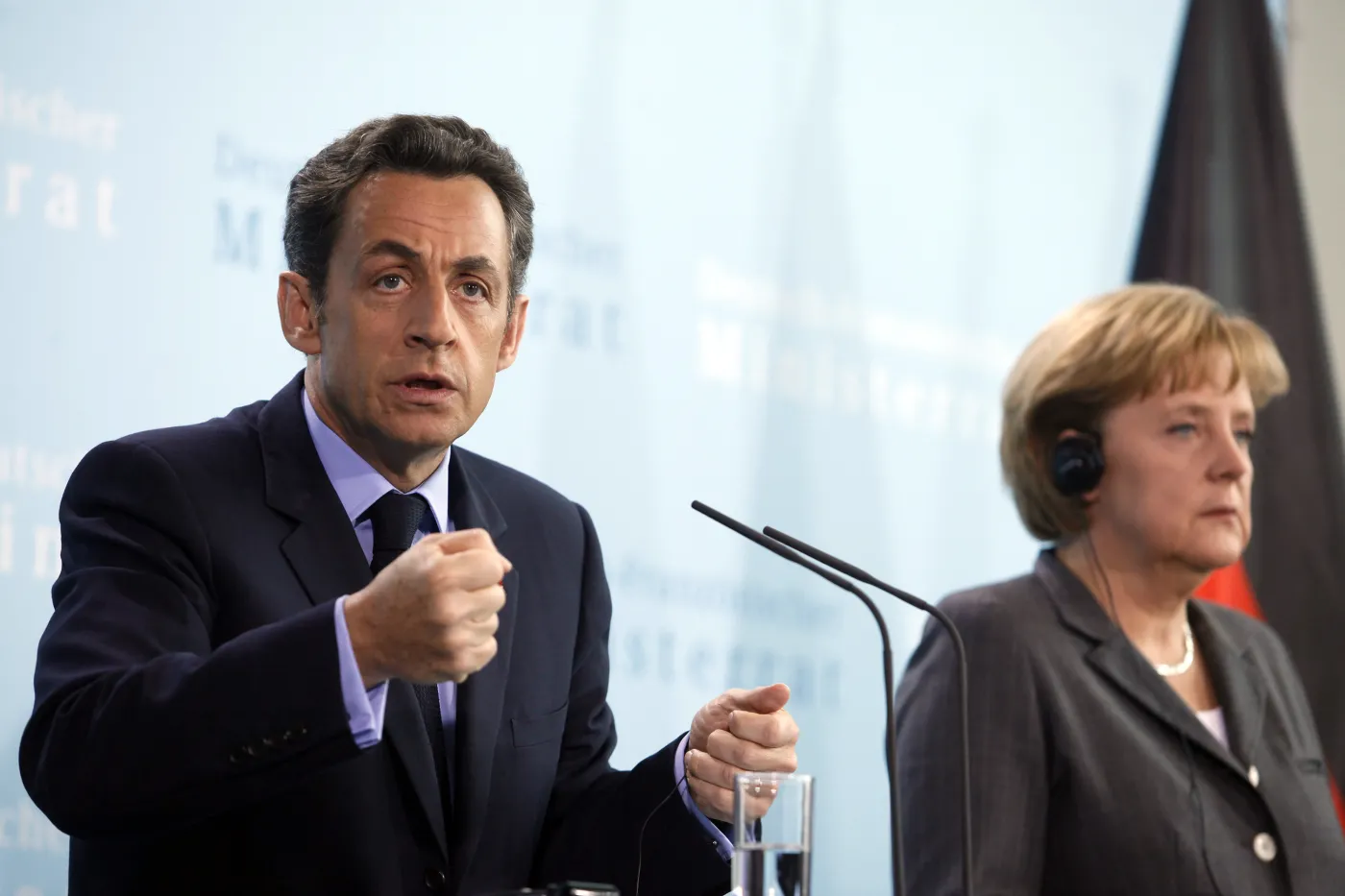Prezydent Francji Nicolas Sarkozy i kanclerz Niemiec Angela Merkel