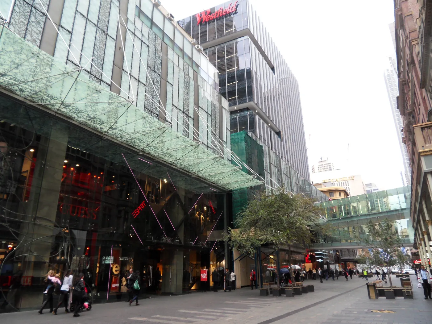 577838-pitt-st-mall1.jpg