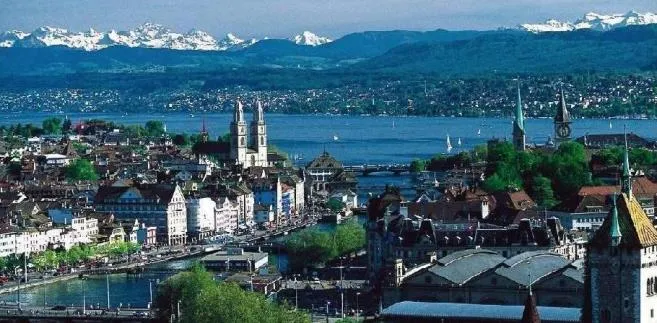 681215-city-of-z-rich.jpg
