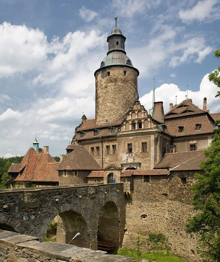 1063380-zamek-czocha.jpg