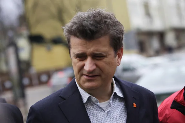 Najnowszy sondaż: PiS ma niemal tyle samo co PO, Ruch Palikota - zaledwie 2 proc.