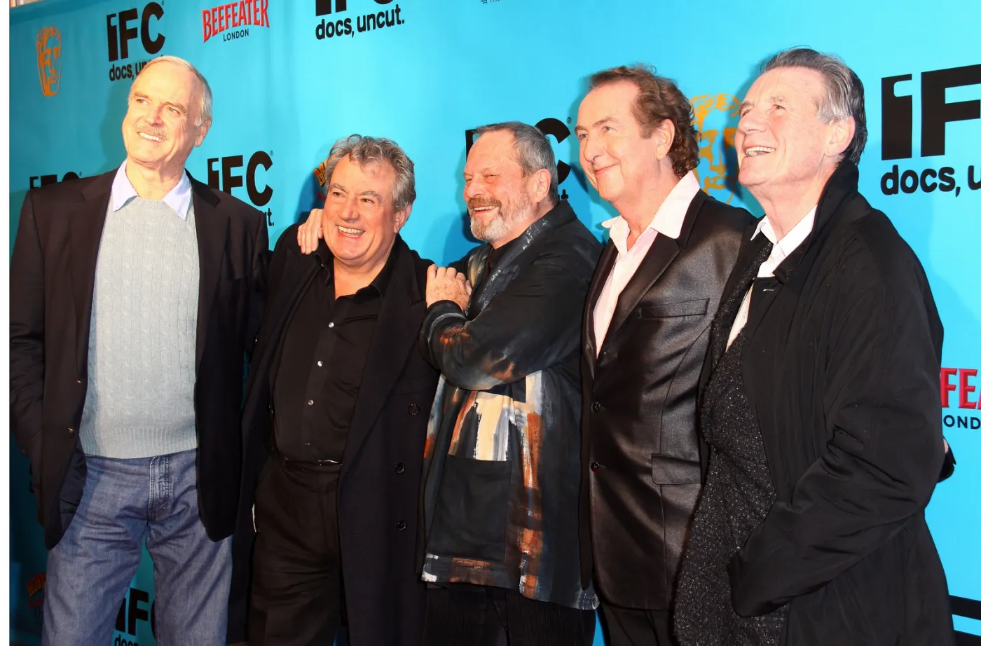 Gurpa Monty Python. Od lewej John Cleese, Terry Jones, Terry Gilliam, Eric Idle i Michael Palin.
