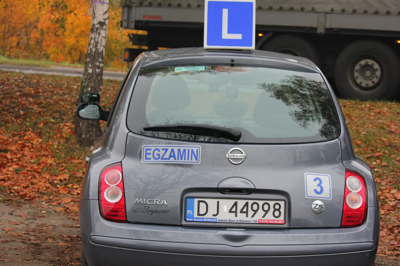 1632551-nissan-micra.jpg