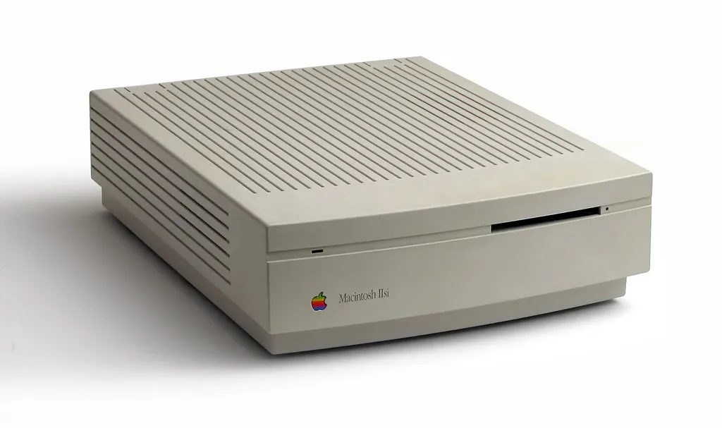 1644020-macintosh-ii.jpg