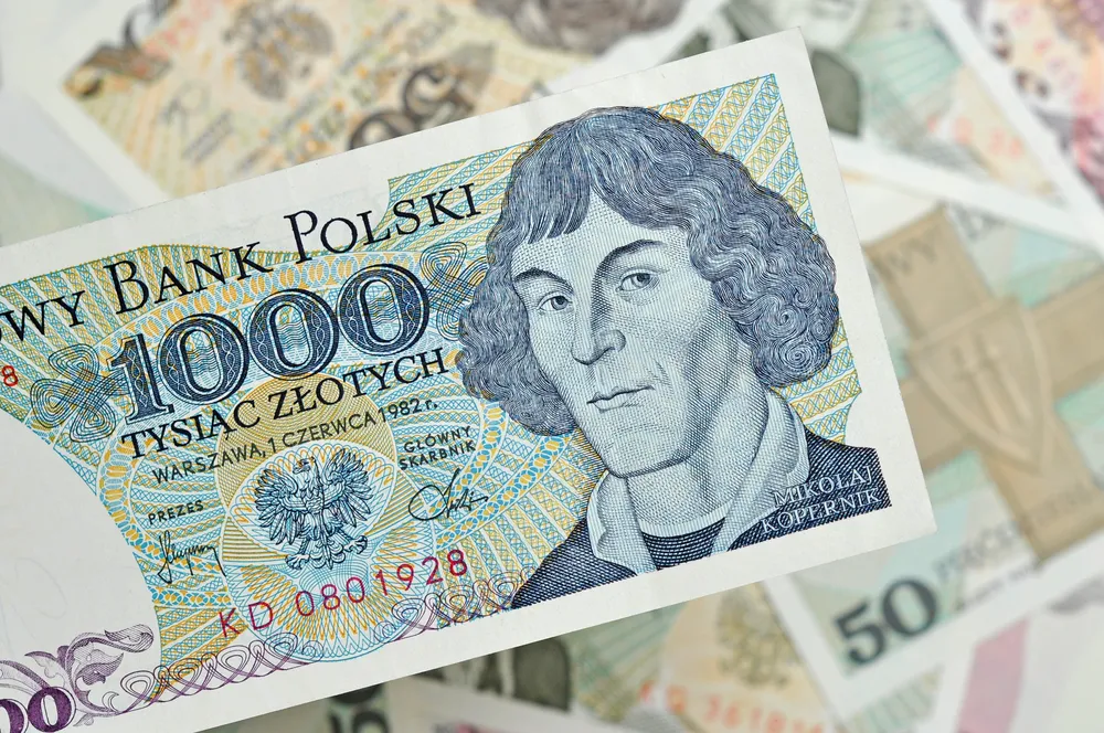 Co czwartemu Polakowi w PRL-u żyło się lepiej niż w III RP