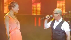 "Wzejdę polnym makiem" - nowy teledysk Mariki i De Mono