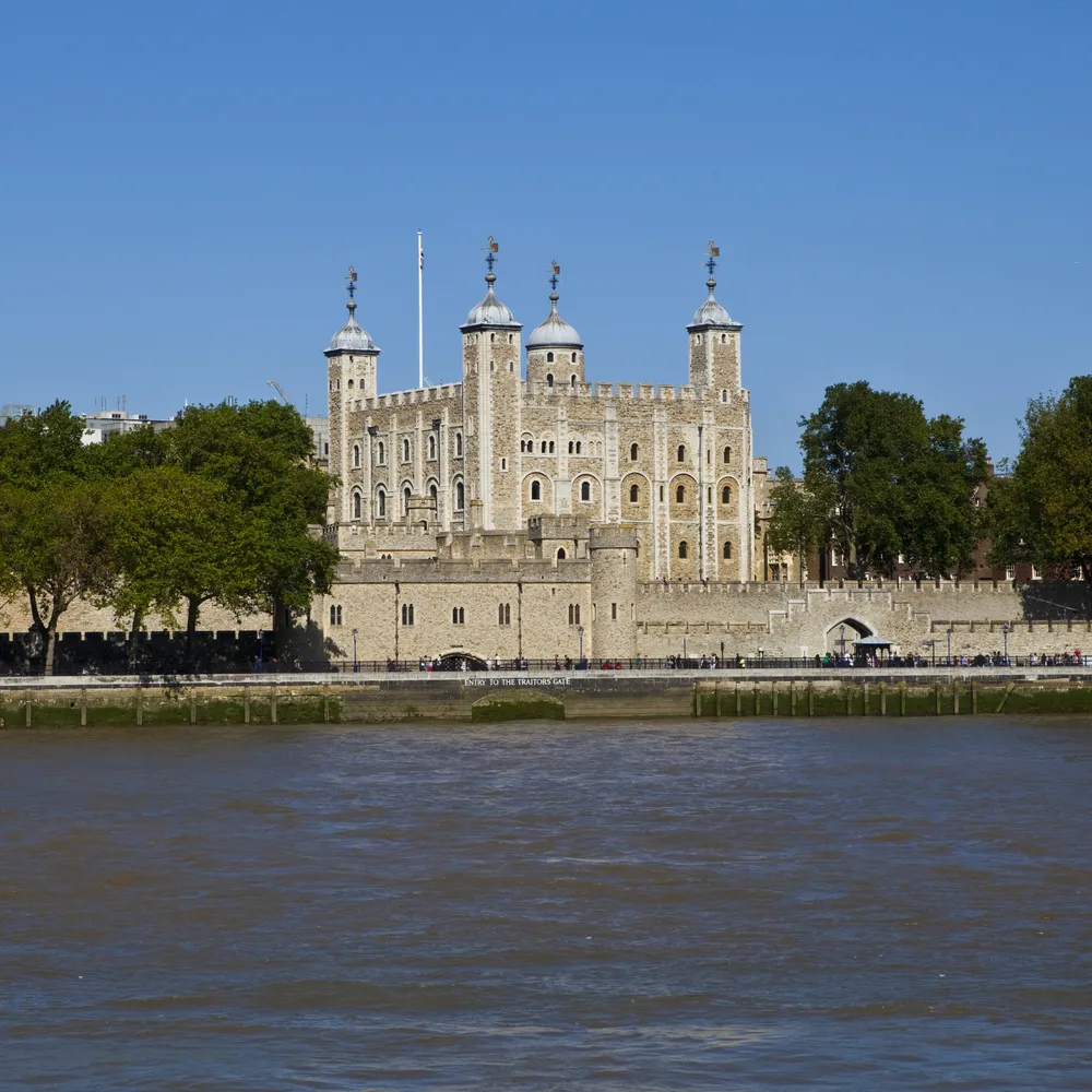 1508782-london-tower.jpg