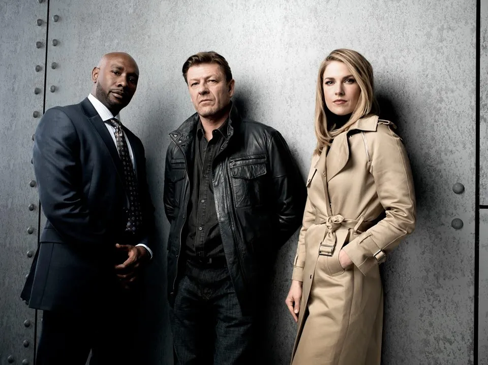 Sean Bean jako agent FBI. Serial "Maski szpiega" na kanale Fox
