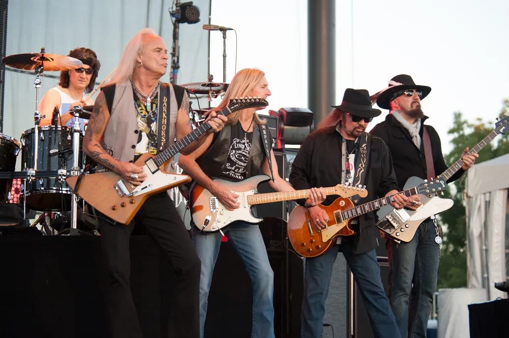 2166305-lynyrd-skynyrd.jpg