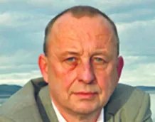2180060-prof-marek-e.jpg