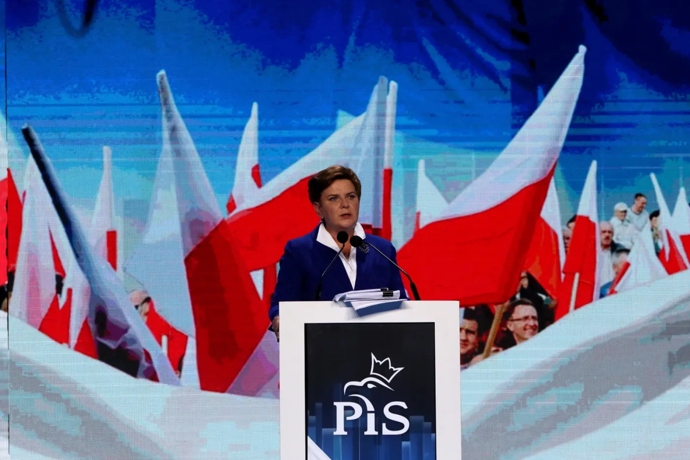 Program PiS: 12 zł minimalnej stawki godzinowej, 15 proc. CIT i darmowe leki dla seniorów