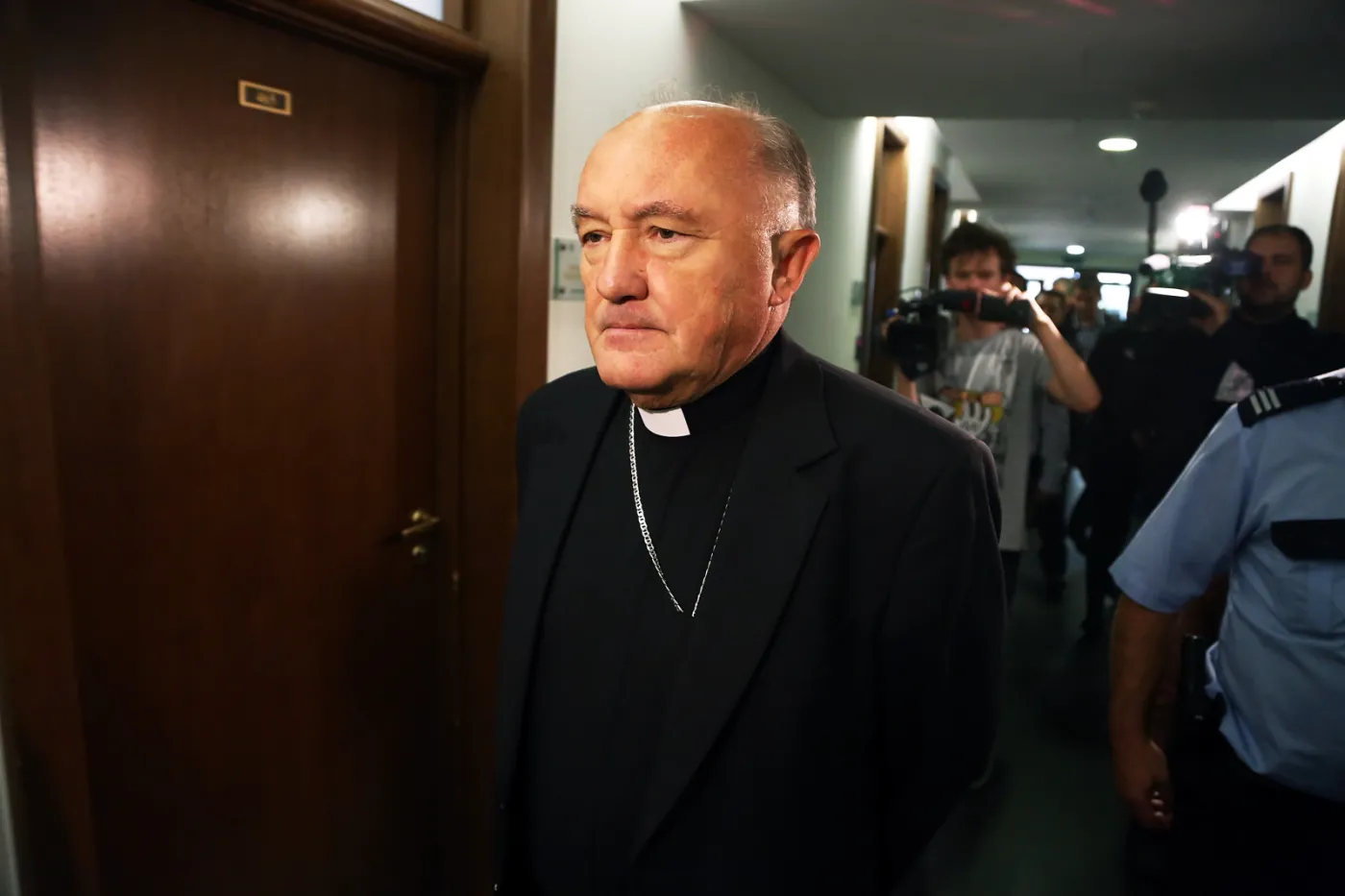 Pierwszy taki proces. Kardynał Nycz przed sądem w procesie o odszkodowanie za pedofilię
