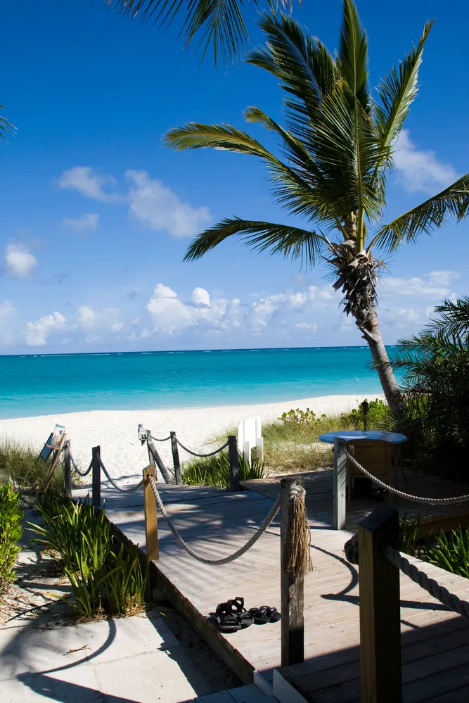 1695802-providenciales.jpg