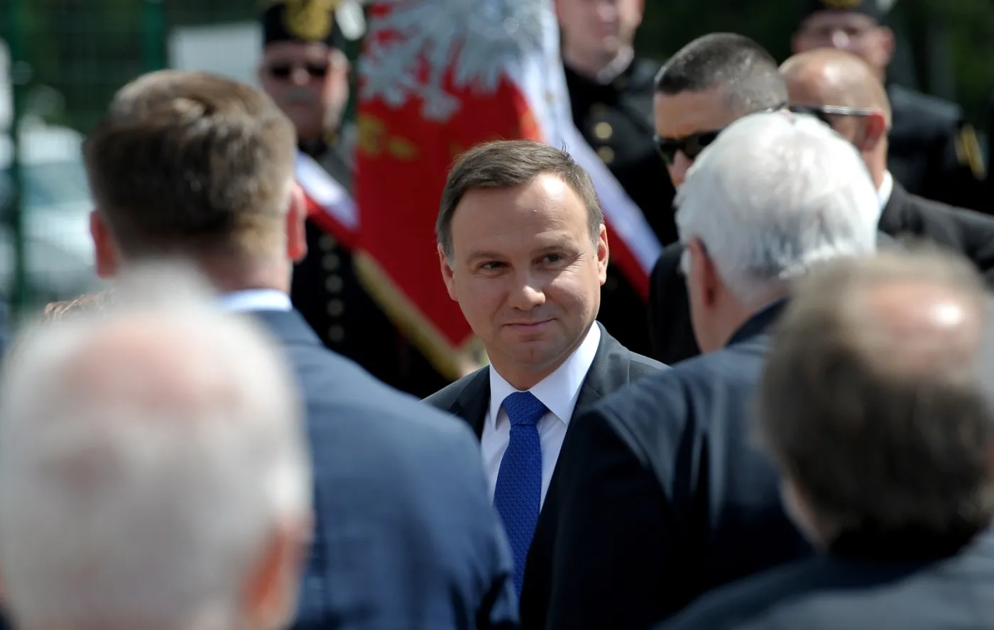 TNS Polska: 47 proc. dobrze o pracy prezydenta, nieco gorsze oceny pracy Beaty Szydło