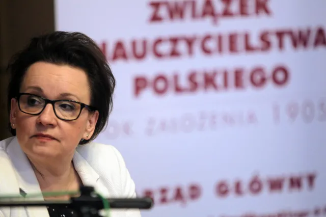 Burza po wypowiedzi Zalewskiej o Jedwabnem: Pani minister się kompletnie skompromitowała
