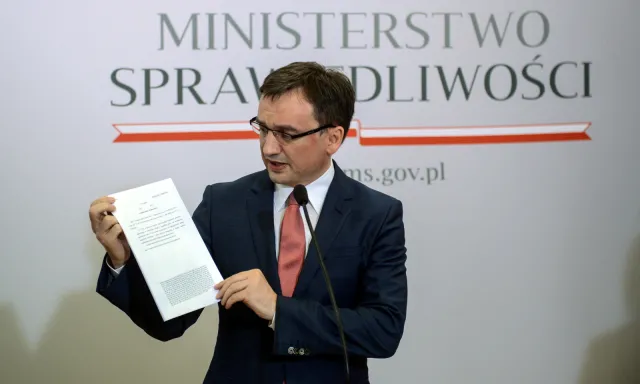 Ziobro: Czynności notarialne będą nagrywane