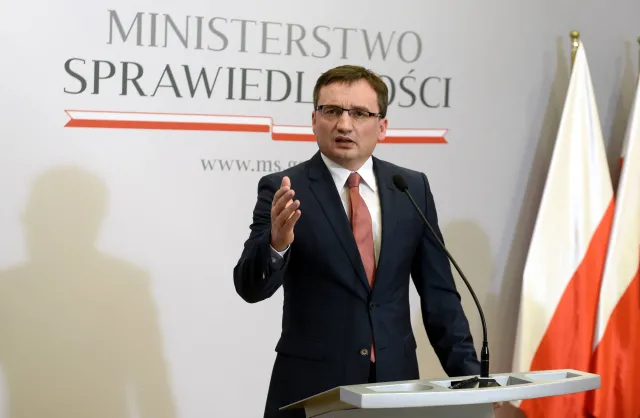 Ziobro: Są afery większe niż Amber Gold. Wydałem prokuratorom jasne wytyczne