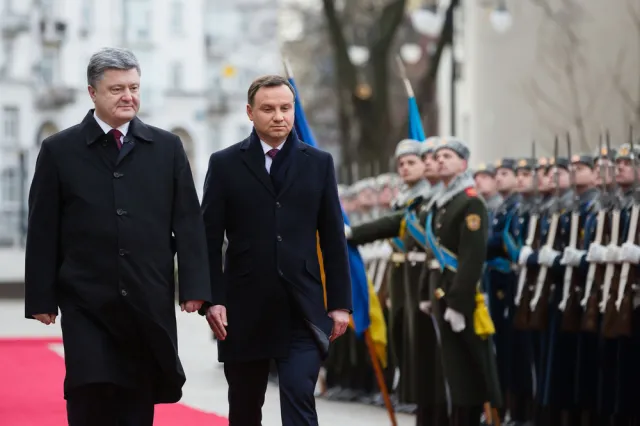 Przełom z Białorusią, kłopot z Ukrainą. Wschód według PiS