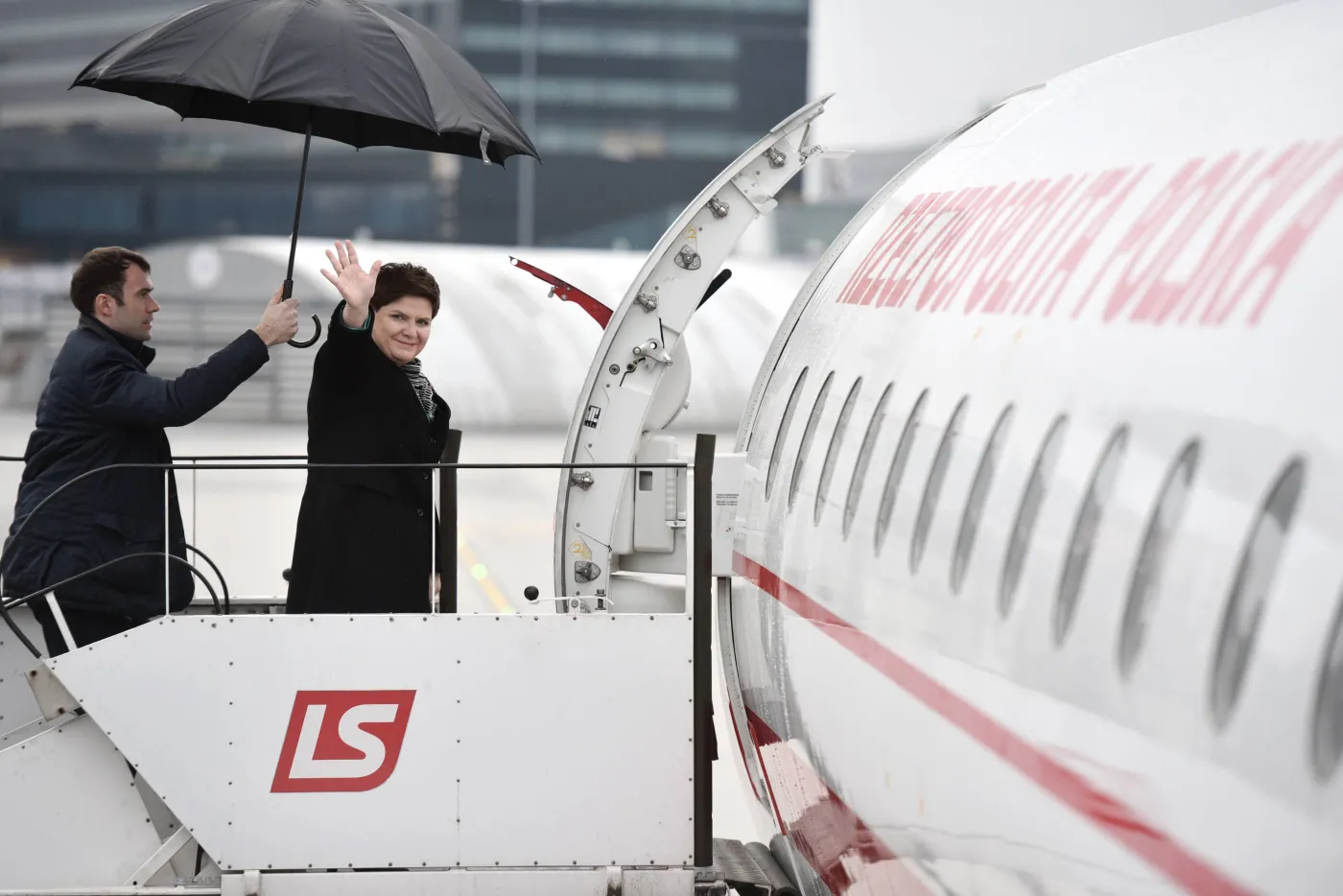 Nowoczesna: Zawiadomienie do prokuratury ws. powrotu delegacji z Londynu