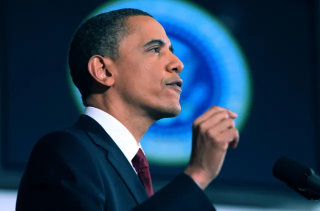 Obama ograniczy dostęp do broni? "Te zmiany to kosmetyka"