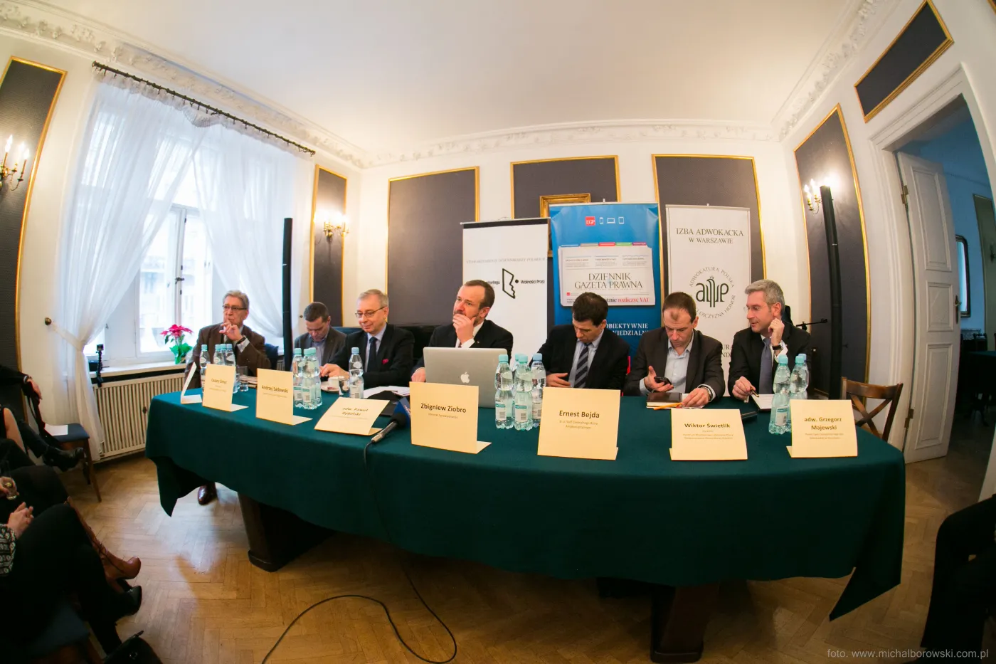 Adwokaci ostrzegają przed podsłuchami