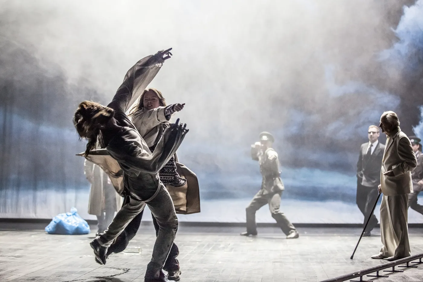 2489603-dziady-teatr.jpg