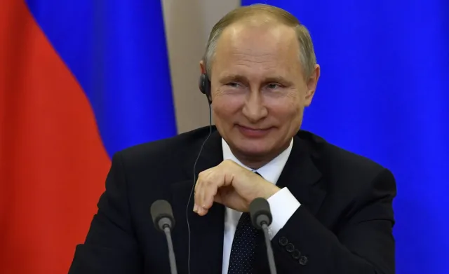 Eksperci: Spotkanie Putin-Macron nie przyniesie przełomu