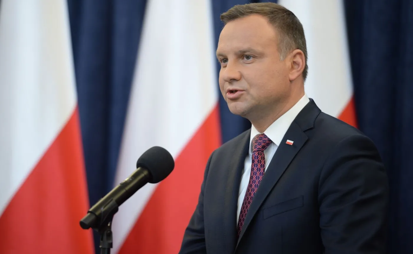 Symetrysta Duda: Prezydent rozpoczął grę z własnym zapleczem politycznym