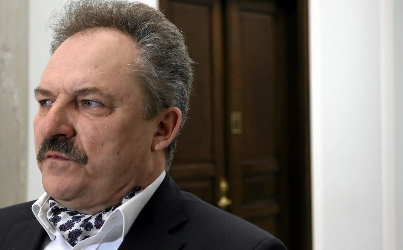 Jakubiak: Ze strony KE widać chęć nadzoru i wywoływania presji na Polskę