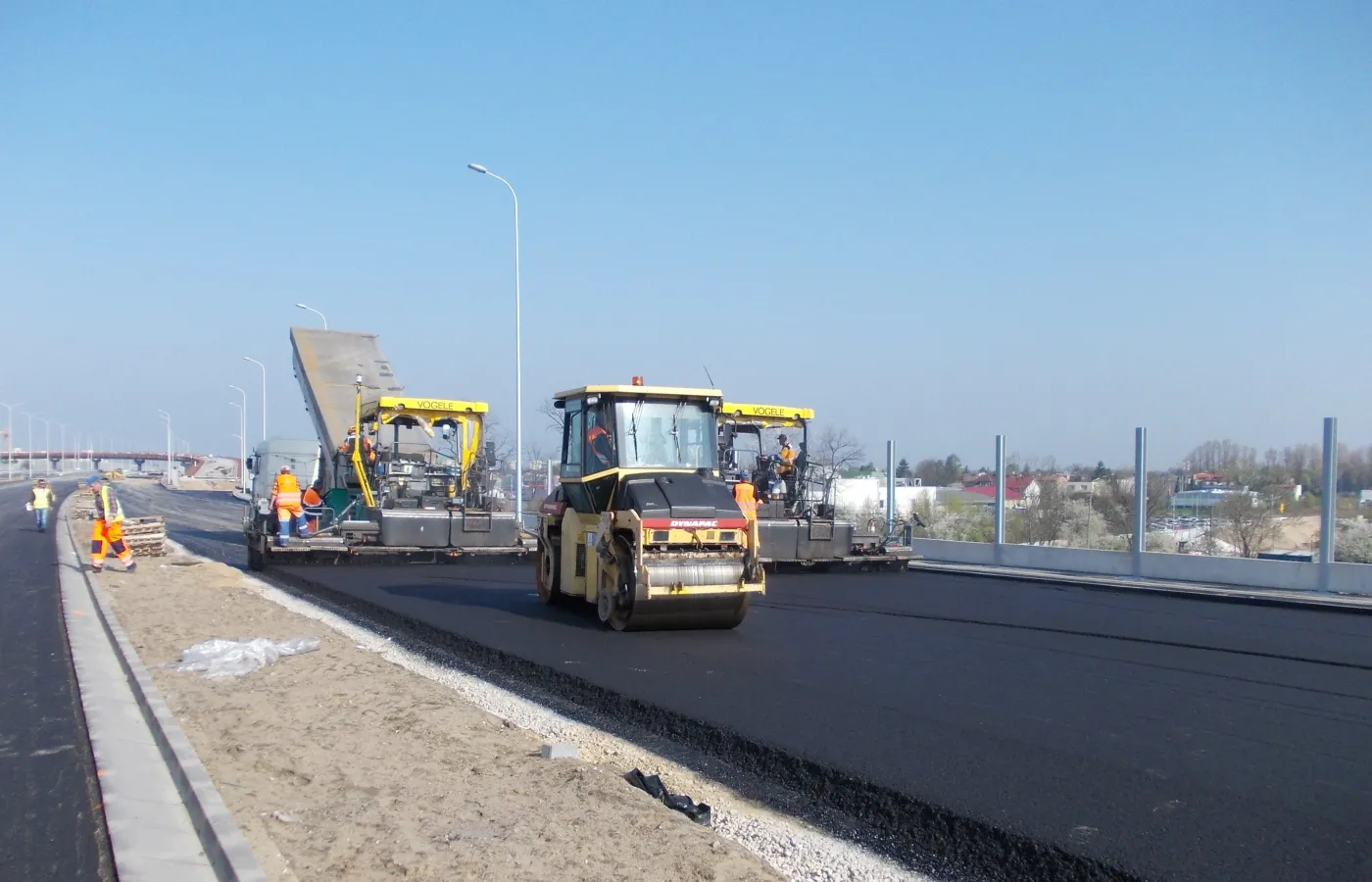 Budowa dróg ingeruje w prawo własności
