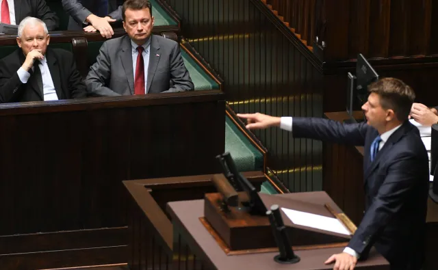 Petru: Wybory samorządowe powinny odbyć się przed 11 listopada