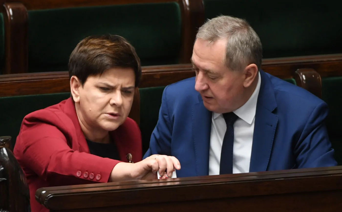 Kowalczyk: Nie ma żadnego przejmowania przez premier władztwa nad spółkami Skarbu Państwa