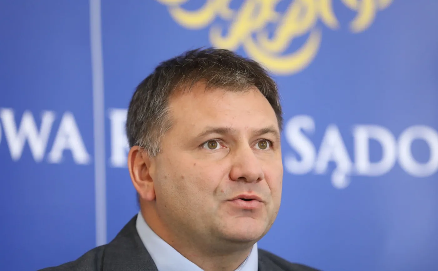 KRS odpiera argumenty asesorów. Żurek: Nie mogliśmy wezwać do "uzupełnienia braków"