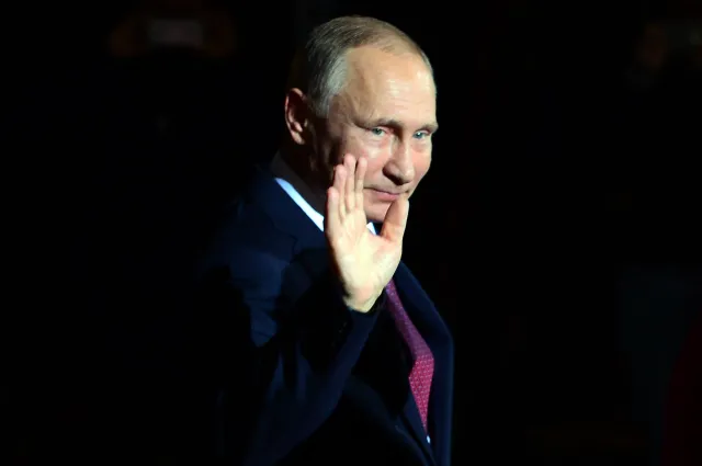 Macierewicz: Putin ma problem z dramatem smoleńskim