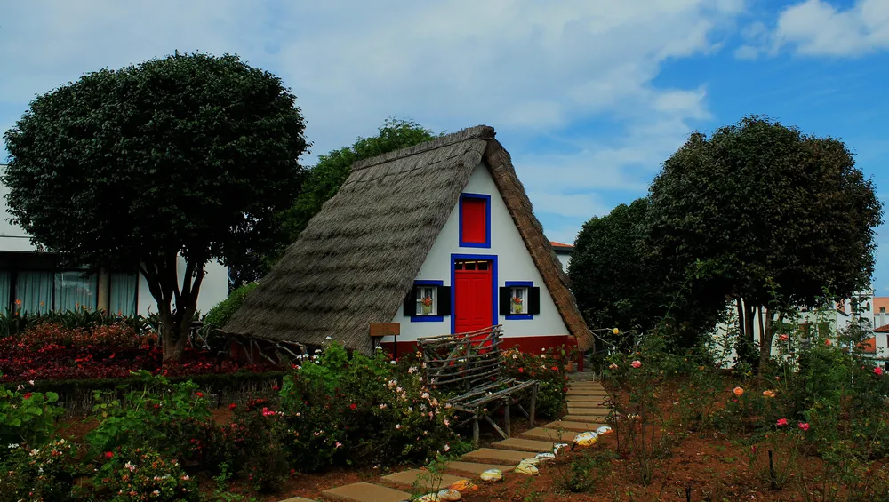 2776618-madera-skansen.jpg