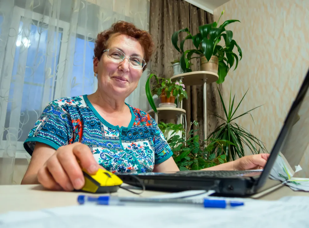 Pracownicy 50+ to osoby pełne potencjału. Warto go umiejętnie wykorzystać