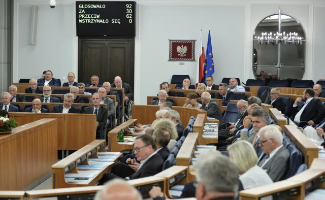 "Senatorowie PO prowadzili obstrukcję" vs "złamano regulamin". Dwugłos po głosowaniu nad nowelą ustawy o SN
