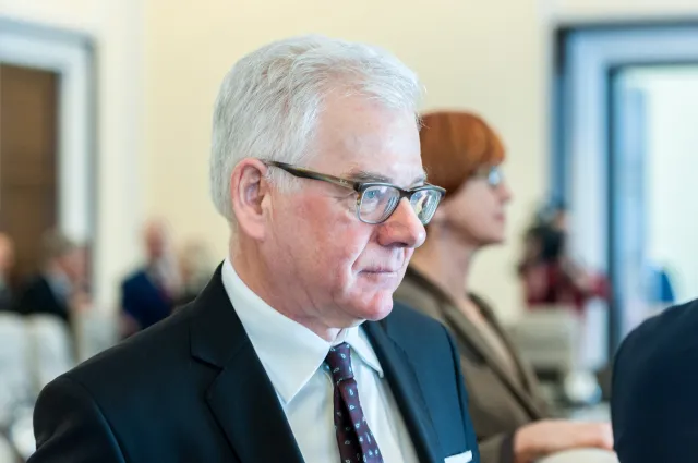 "Nie chcemy ograniczać niezależności sędziów, a poprawić ich efektywność". Czaputowicz przed omówieniem "sprawy Polski" w Brukseli