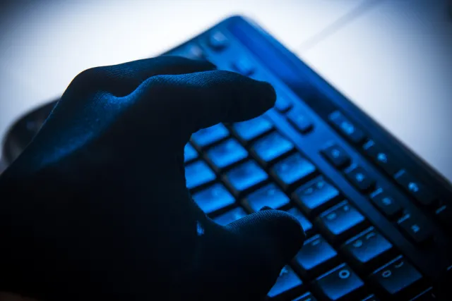 Brytyjska służba zdrowia po cyberataku. MSW: Sieci informatyczne funkcjonują normalnie