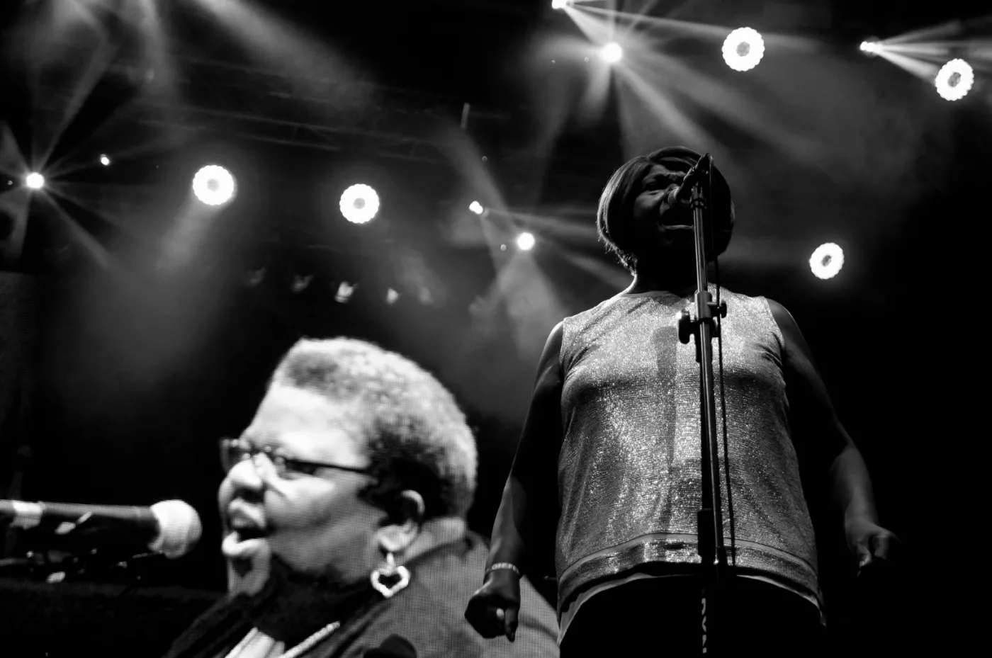 3495862-the-como-mamas.jpg