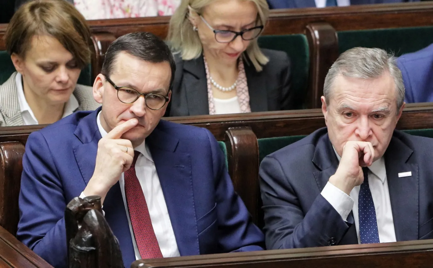 3989407-rzad-w-sejmie.jpg