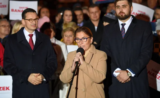 Mazurek: Stanowisko prokuratora generalnego z wniosku do TK zgodne ze stanowiskiem PiS