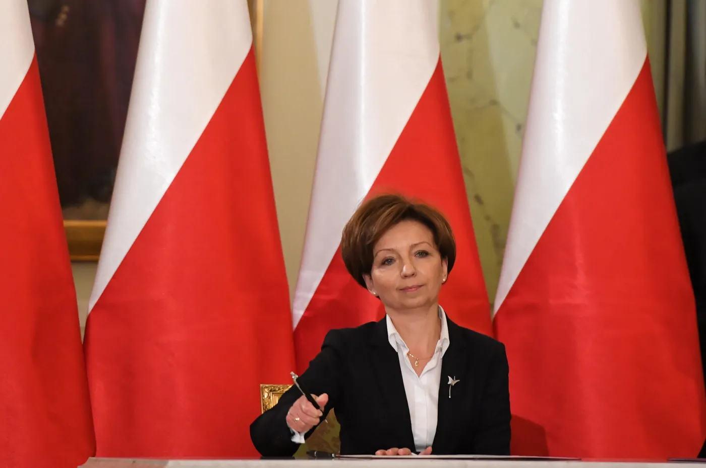Minister pracy łamała kodeks pracy. PIP potwierdza doniesienia
