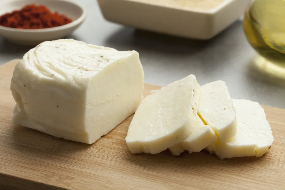 Ser halloumi w trybunale, czyli historia o odróżnianiu znaków