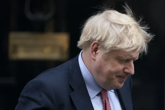 Premier Boris Johnson trafił na oddział intensywnej terapii