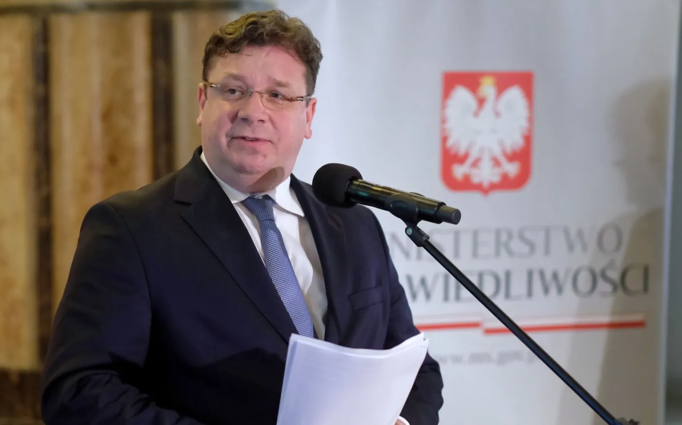 Dymisja łódzkiego kuratora oświaty. Solidarna Polska oczekuje wyjaśnień